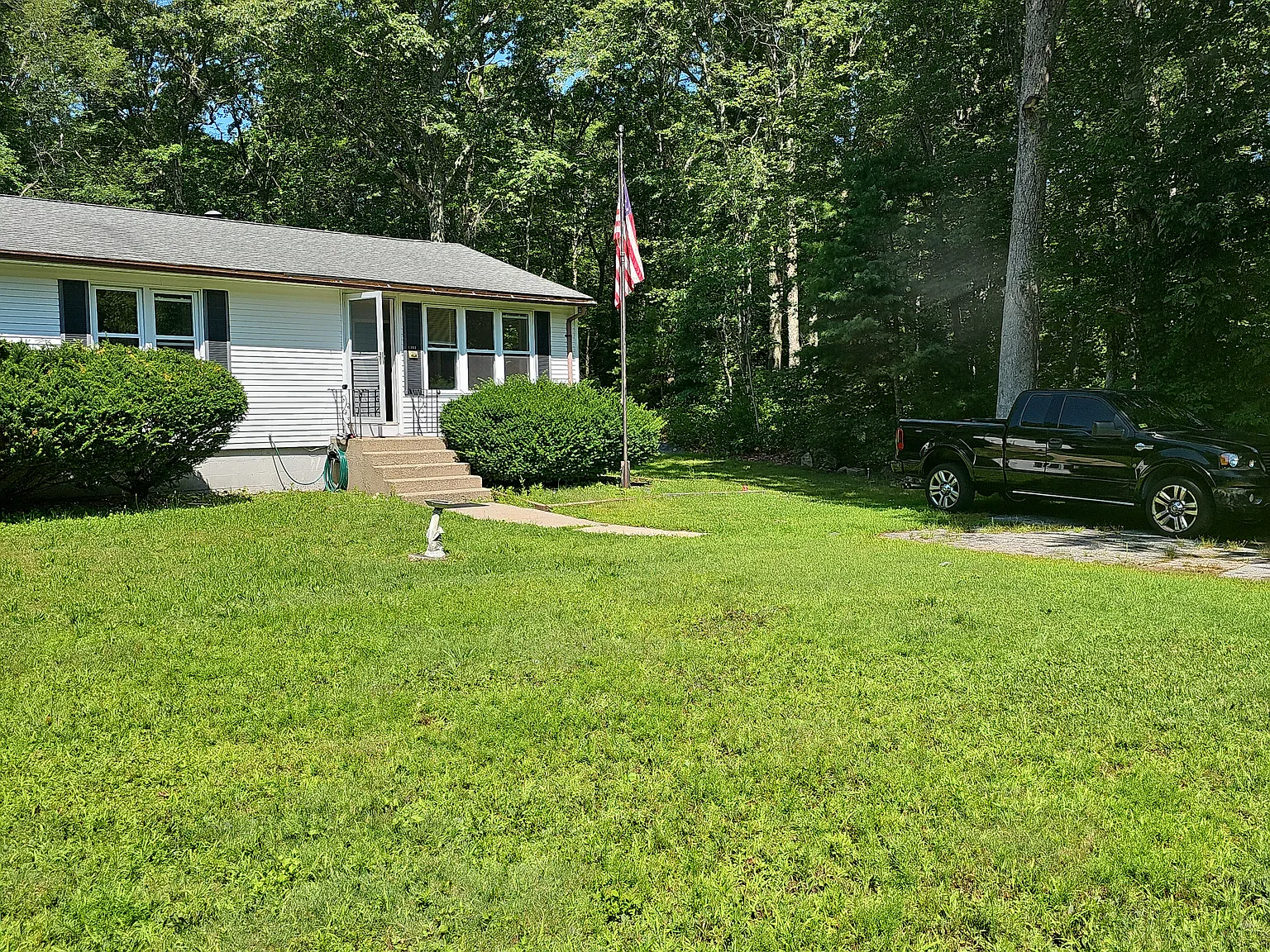 2 bed, 860 sqft, $2,350 — Photo 1