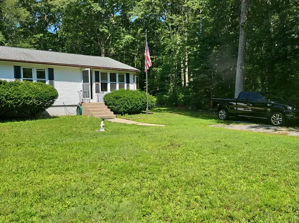 1565 Victory Hwy, Greene, RI 02827