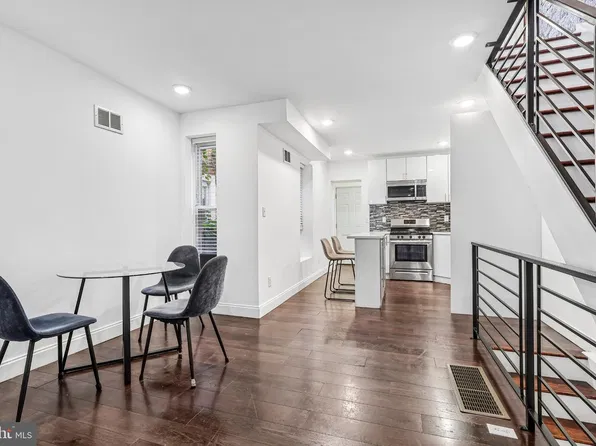 1540 N Hollywood St, Philadelphia, PA 19121