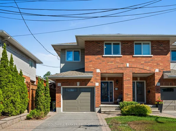 2803 Saint Stephens St, Ottawa, ON K2B 1B6