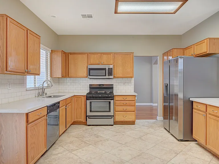 1005 Prestige Meadows Pl — Photo 12