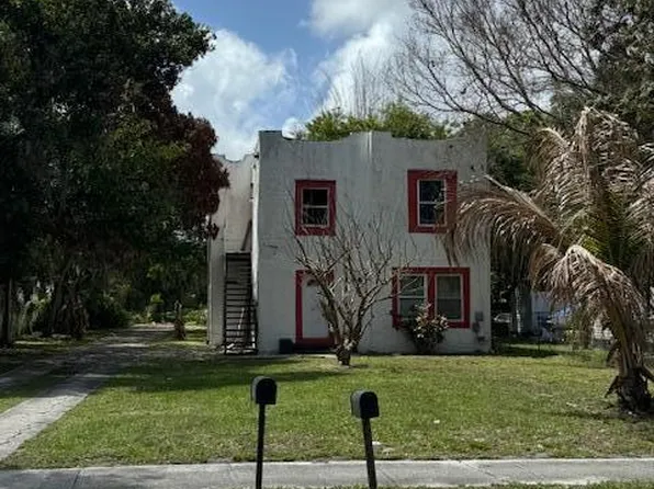 119 N 11th Street, Fort Pierce, FL 34950