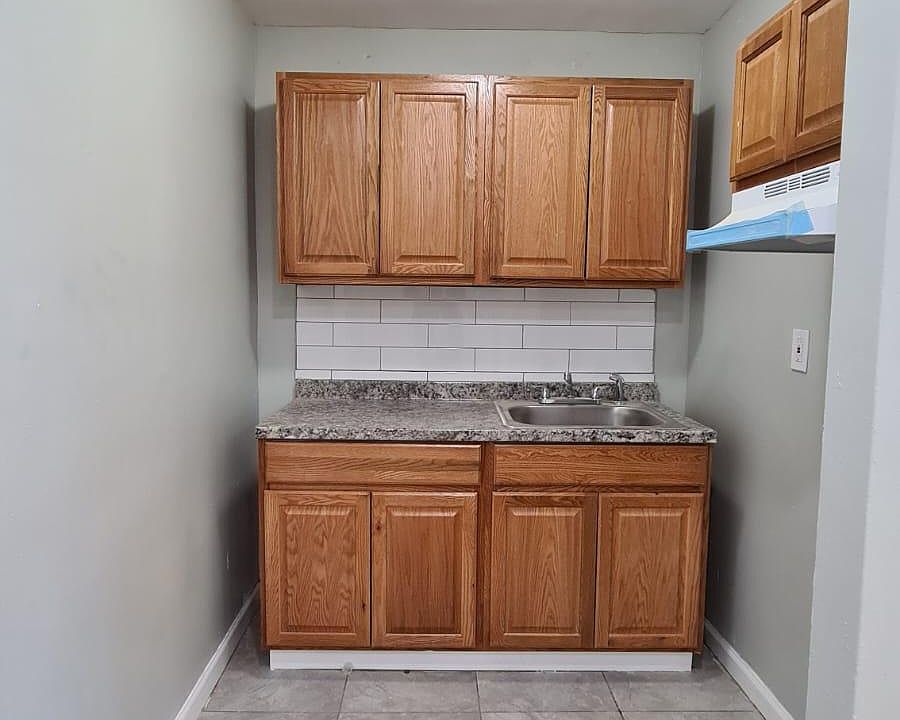 1st image of 75 Grafton Ave #B11