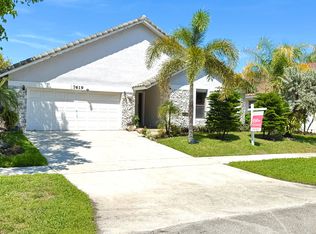7619 Silver Woods Ct, Boca Raton, FL 33433