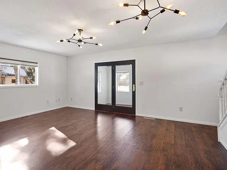 3956 Vera Cruz Ave N — Photo 8
