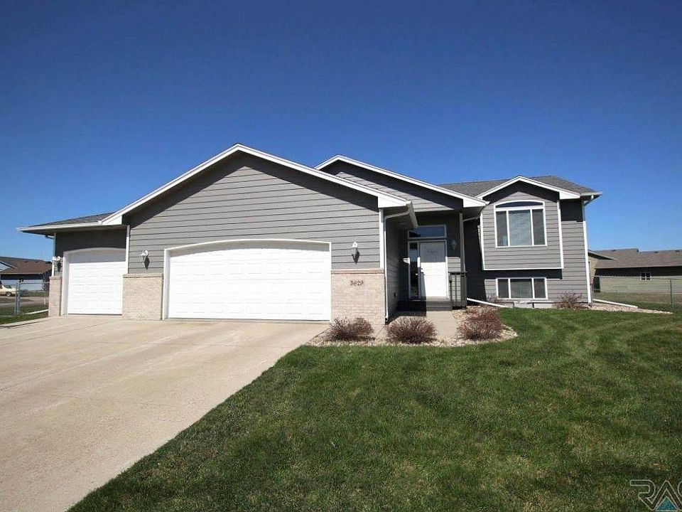 5629 W Mandy Ct, Sioux Falls, SD 57106 | Zillow