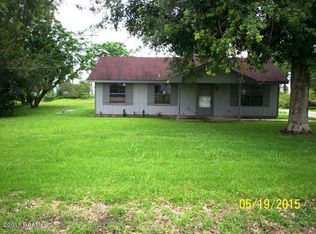 1146 Belle Terre Dr, Saint Martinville, LA 70582