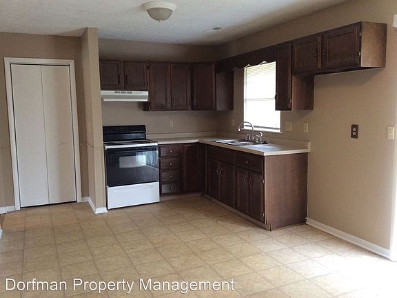 3rd image of 5505 Closser Ct