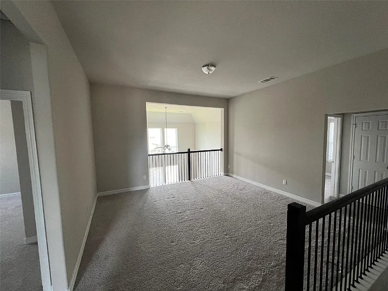 2638 Settler Hill Dr — Photo 6