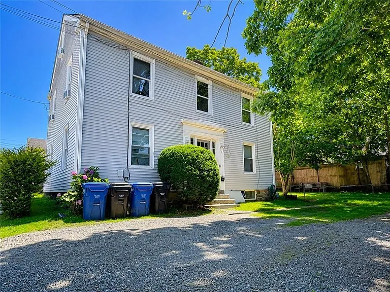 5 Warner St #2 — Photo 1