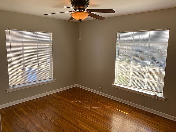 4th image of 447 Prestwick Blvd