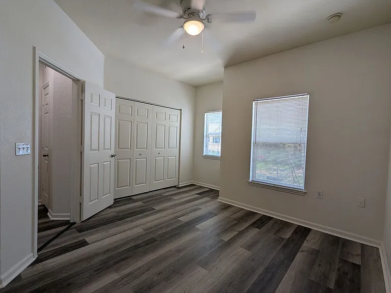 4833 NW 46th Pl #106 — Photo 24