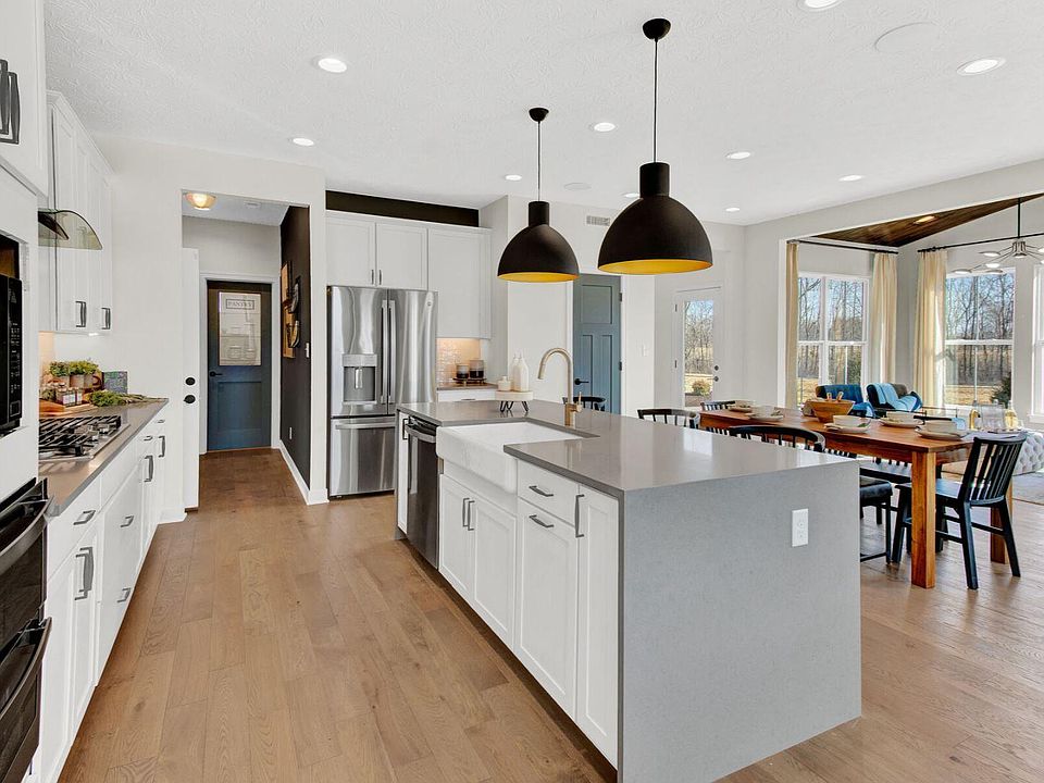 Kitchen - Main Level