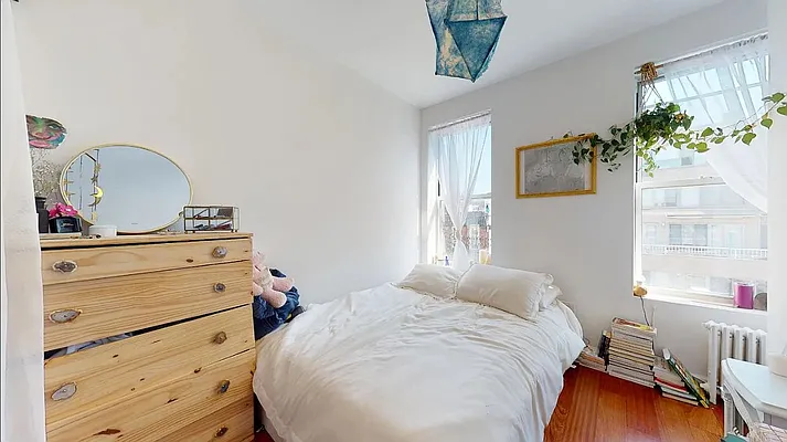 Rented by Bond New York | media 12