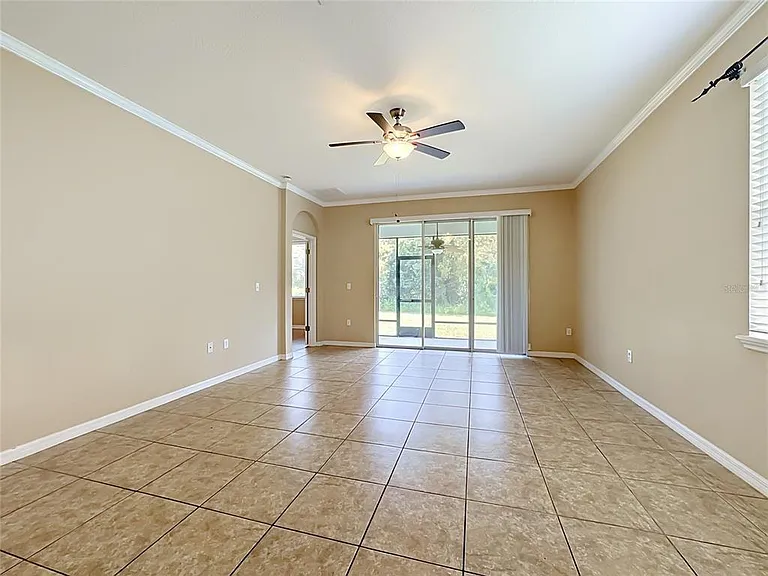 7434 Surrey Pines Dr — Photo 6