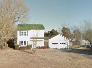 316 Riggs Rd, Hubert, NC 28539