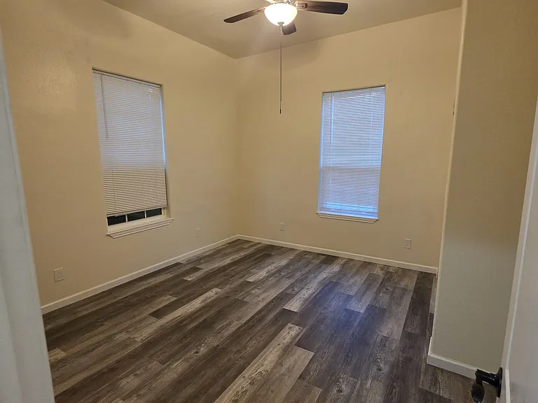 215 N Polaris — Photo 5