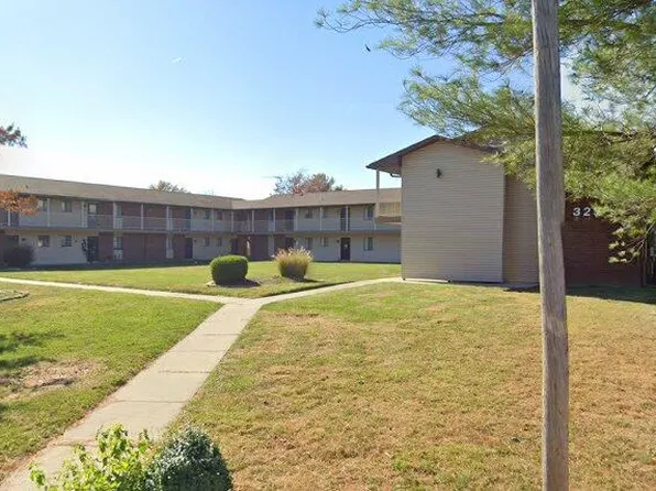 325 Suppiger Way, Highland, IL 62249