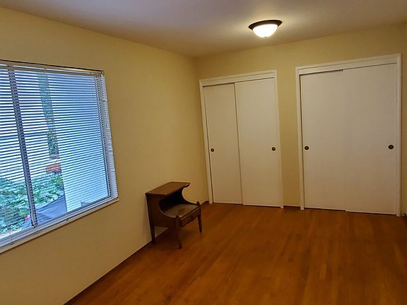 2nd image of 2426 Martin Luther King Jr Way Unit B