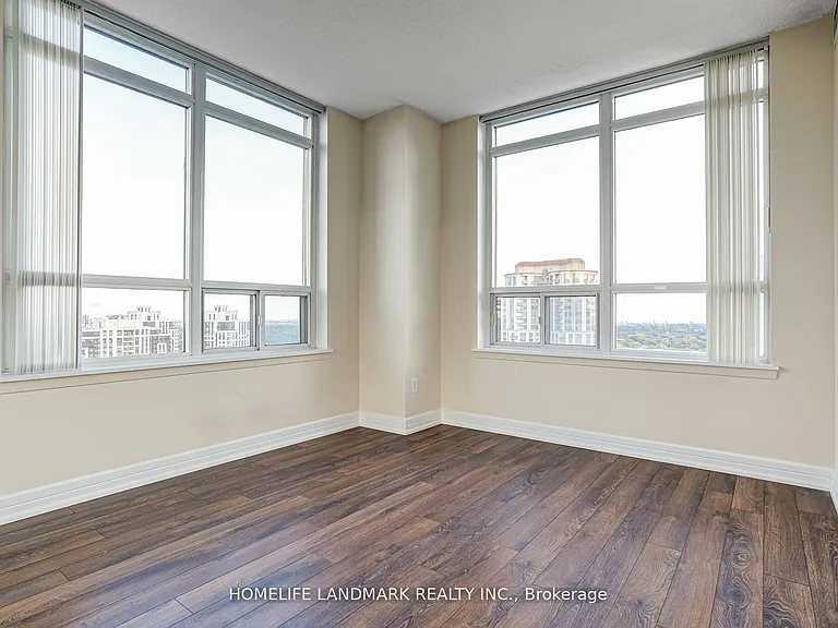 16 Harrison Garden Blvd #2508 — Photo 7
