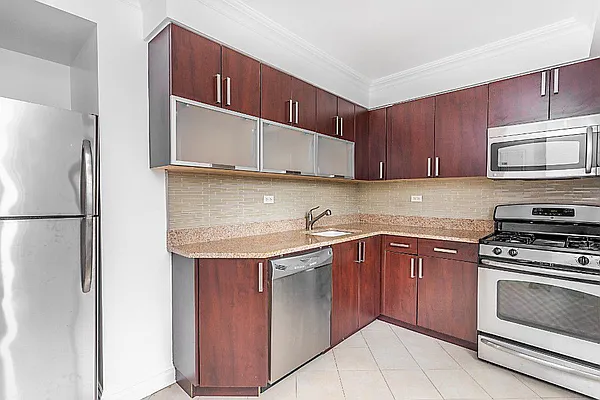 Rented by Living New York | media 4