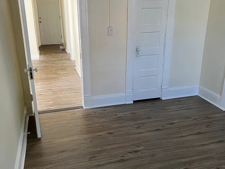 181 Rhodes St — Photo 21