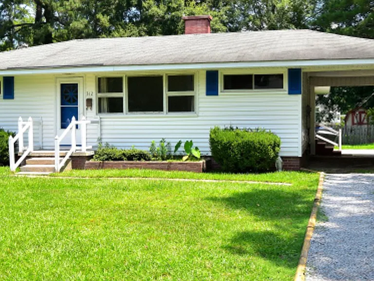 312 Oakdale Rd — Photo 9