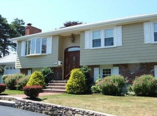 95 Ryder Rd, Weymouth, MA 02190