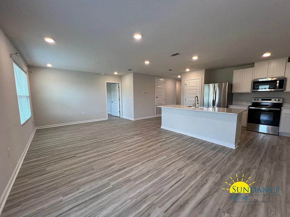 2665 Saltgrass Way