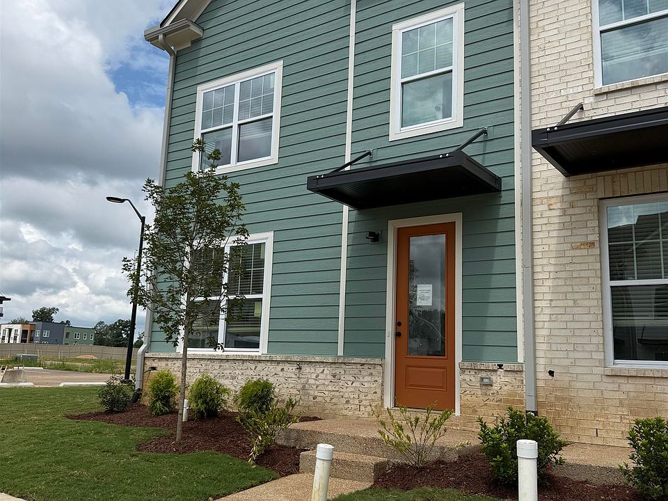 1st image of 3045 Portage Dr