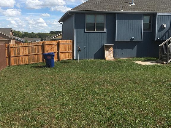 Spacious fenced back yd