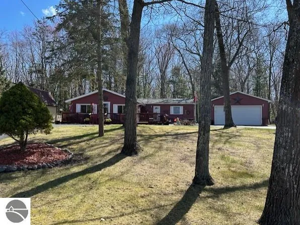 7468 E Cedar Lake Dr, Greenbush, MI 48738