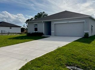 2027 Churchill Ave N, Lehigh Acres, FL 33971