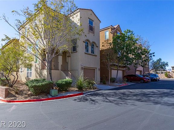 2nd image of 9371 Furnace Gulch Ave