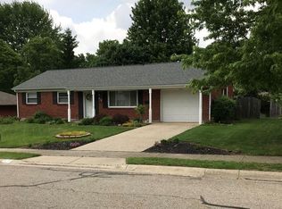 618 Ridge Rd, Lebanon, OH 45036