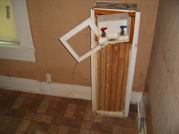5th image of 944 Nefler Ave