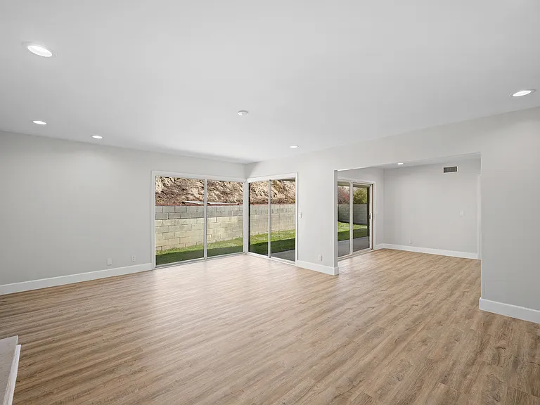 1323 Branta Dr — Photo 11