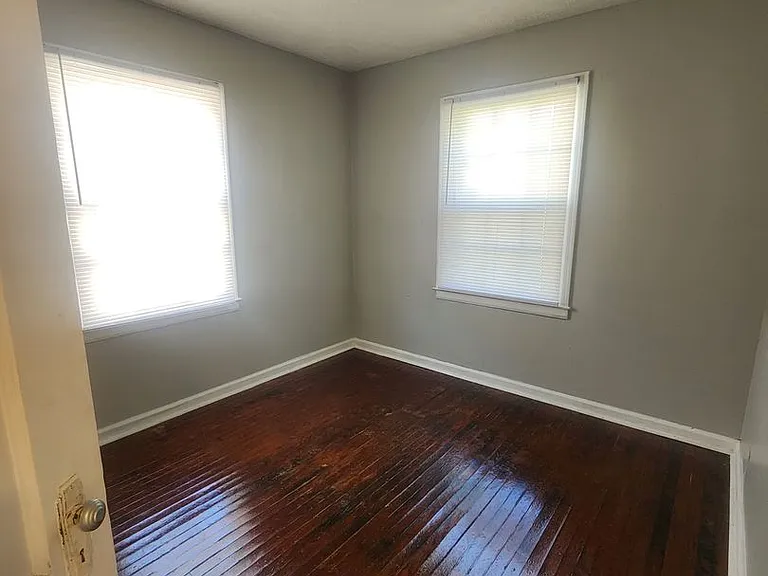 3519 N Sherman Dr — Photo 13