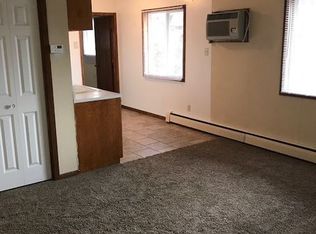 1015 Washington St APT 8, Anoka, MN 55303