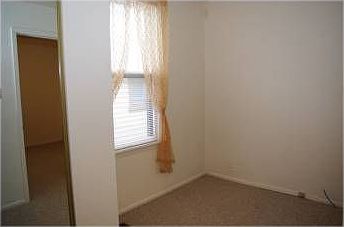 4th image of 1639 Poplar St