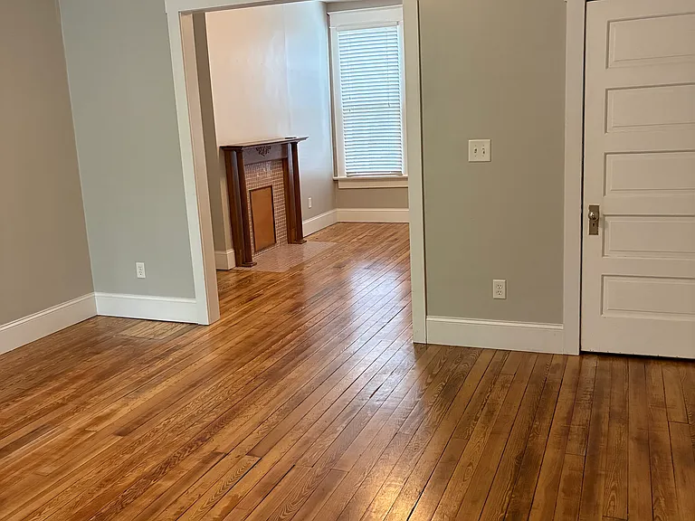 992 Delaware Ave #1 — Photo 2