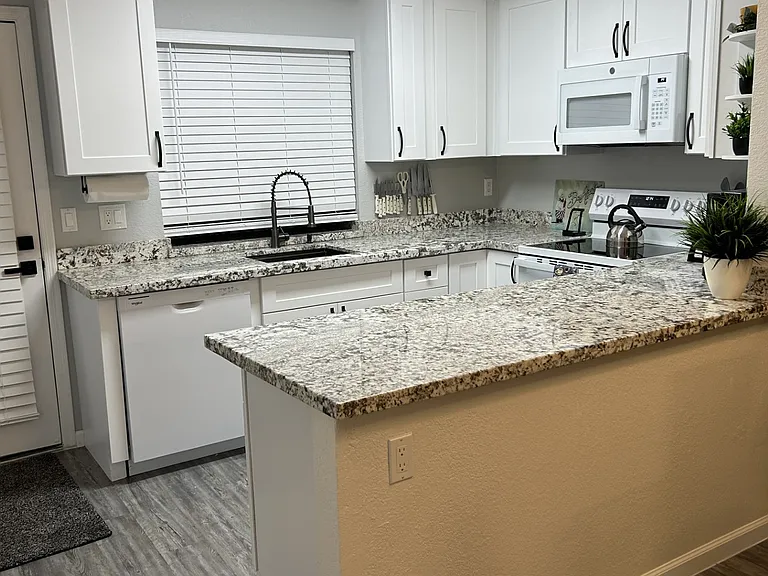 921 W University Dr #1026 — Photo 15