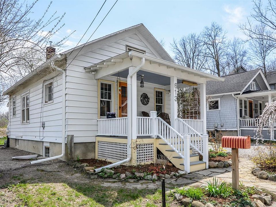 1st image of 613 Turner Park Ct