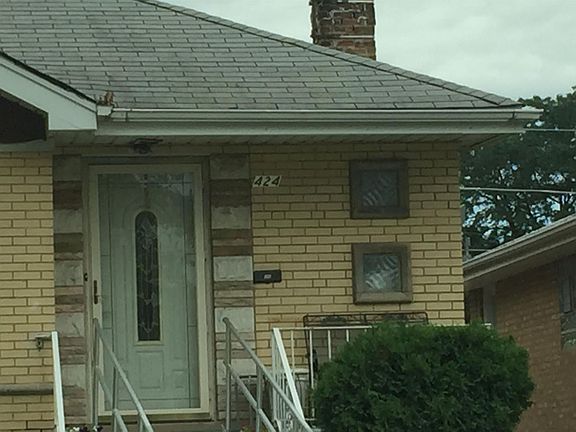2nd image of 424 49th Ave
