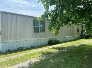 120 Fultz Ln, Tazewell, TN 37879