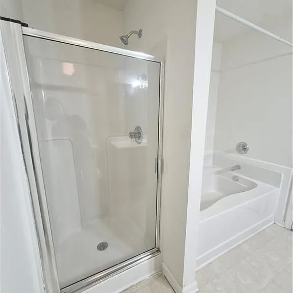 2517 Emma Way — Photo 10