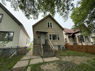 1525 S 21st St #1525A, Milwaukee, WI 53204