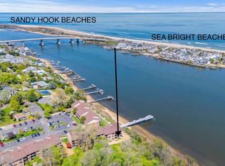 200 Portland Rd APT B-22, Highlands, NJ 07732