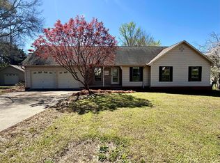 1100 Mallard Dr, Clanton, AL 35045