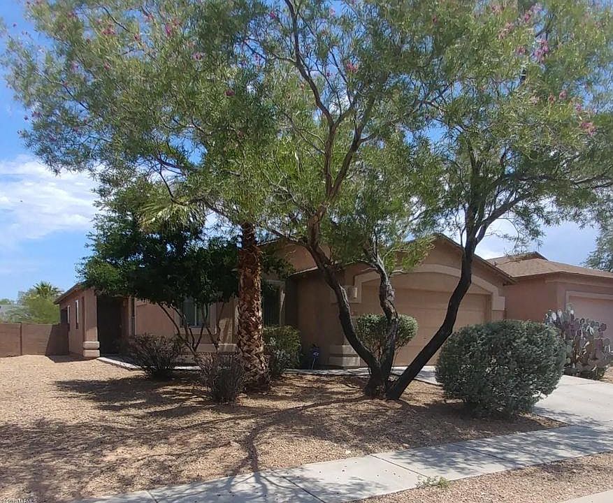 1st image of 5969 E Chaucers Dr
